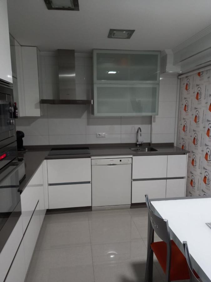 Fantastico Piso, Proximo A La Estacion De Tren. Appartement Comarca de Comarca de Vigo Buitenkant foto
